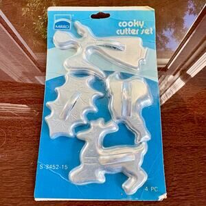 Vintage Mirro Christmas Cookie Cutter Set Sealed 4 Pc Holiday Shapes